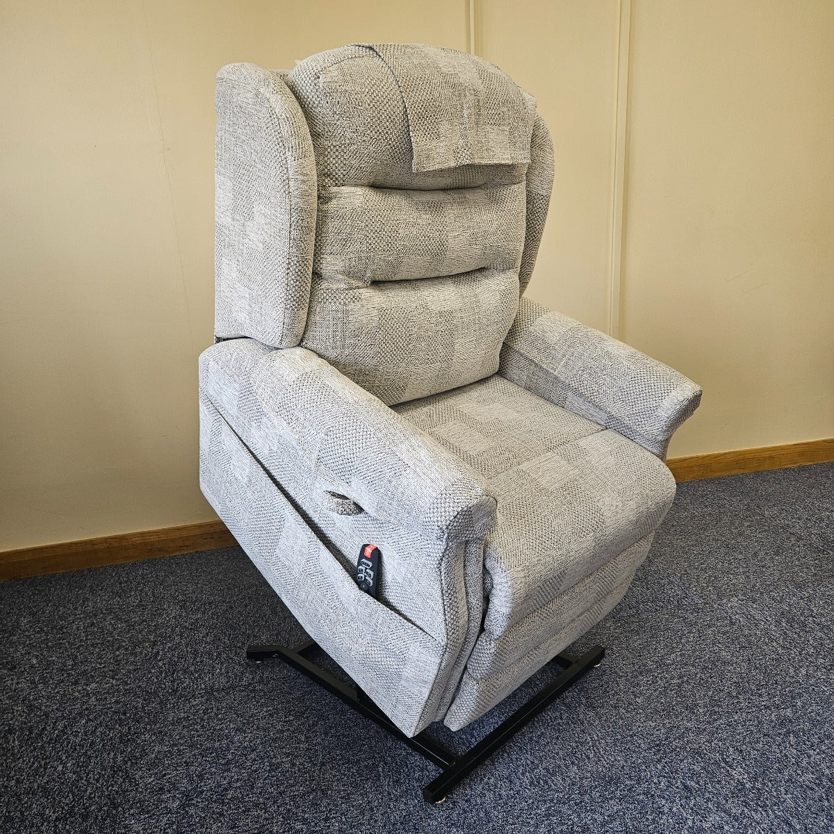 Monmouth Plus 4 motor chair with Memory, Heat and High leg lift Petite Size Patchwork Mist Fabric - Ex Demo