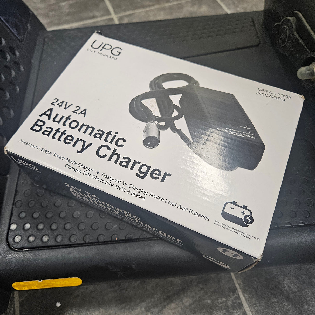 Pride GoGo Elite Traveller LX Mobility Scooter 12 amp - Ex Showroom model - With New Batteries