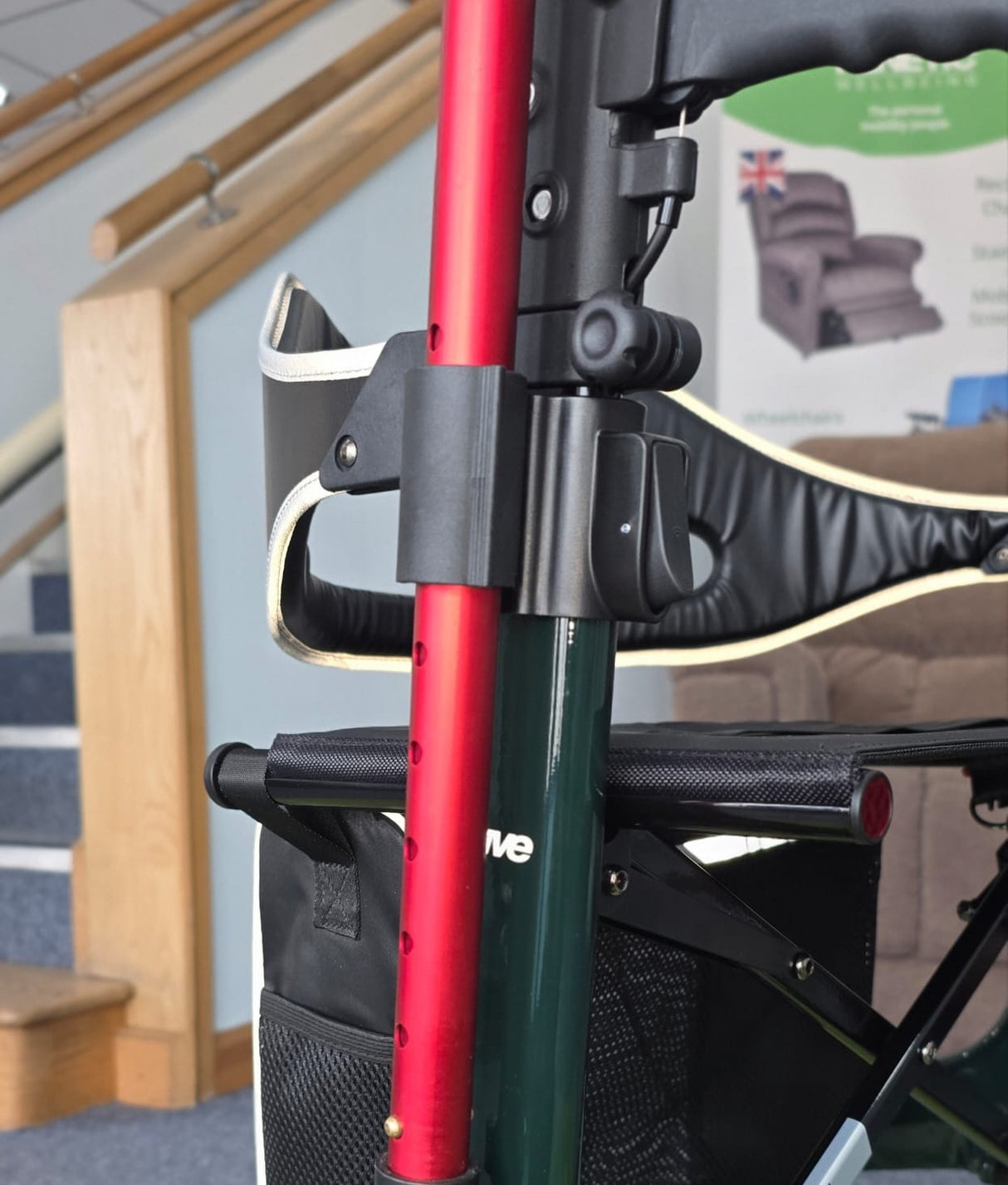 Drive Devilbiss Ultralight Aerowalk Carbon Fibre Rollator Walker