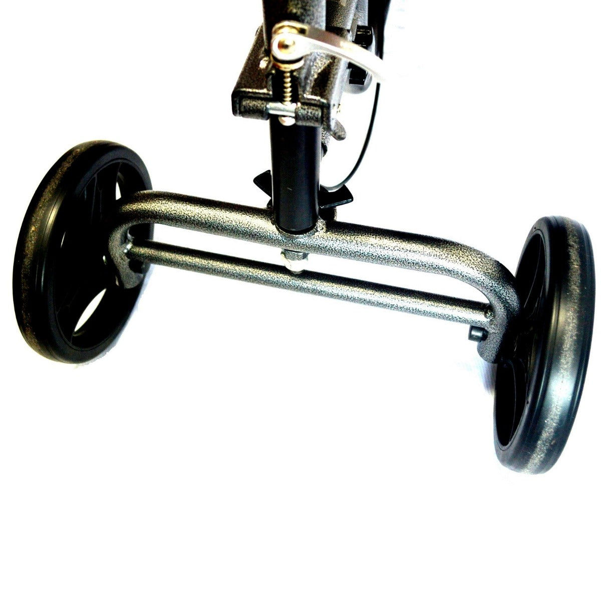 Knee walker with brakes and adjustable handle