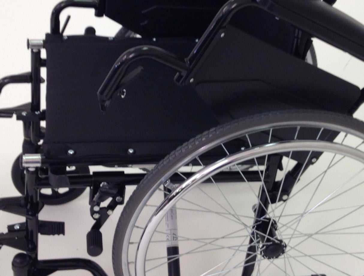 Self propel wheelchair Elite Care ECSP02 - Armrests Up