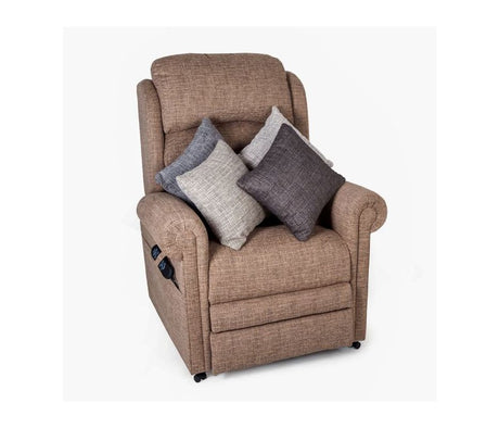 Cullingworth vs. Westminster Rise and Recline Chairs – Which One Is Right for You?