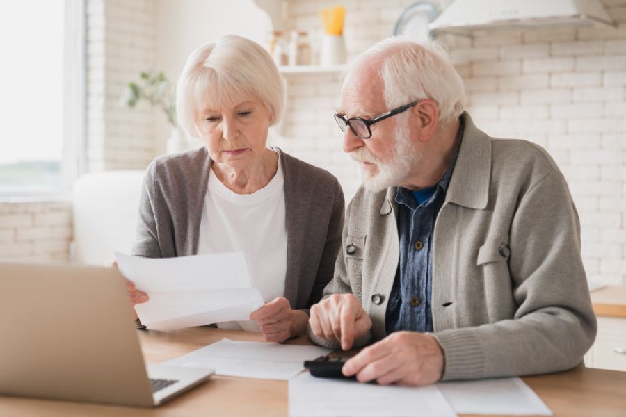 Easy and Simple Ways for Pensioners to Save Money this Winter