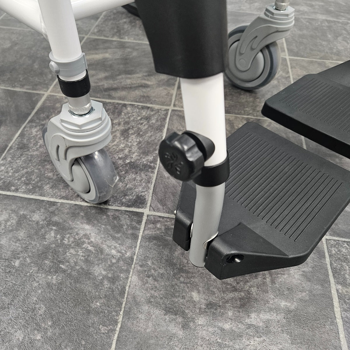 Self Propel - Wheeled shower commode chair ECSCOMSP