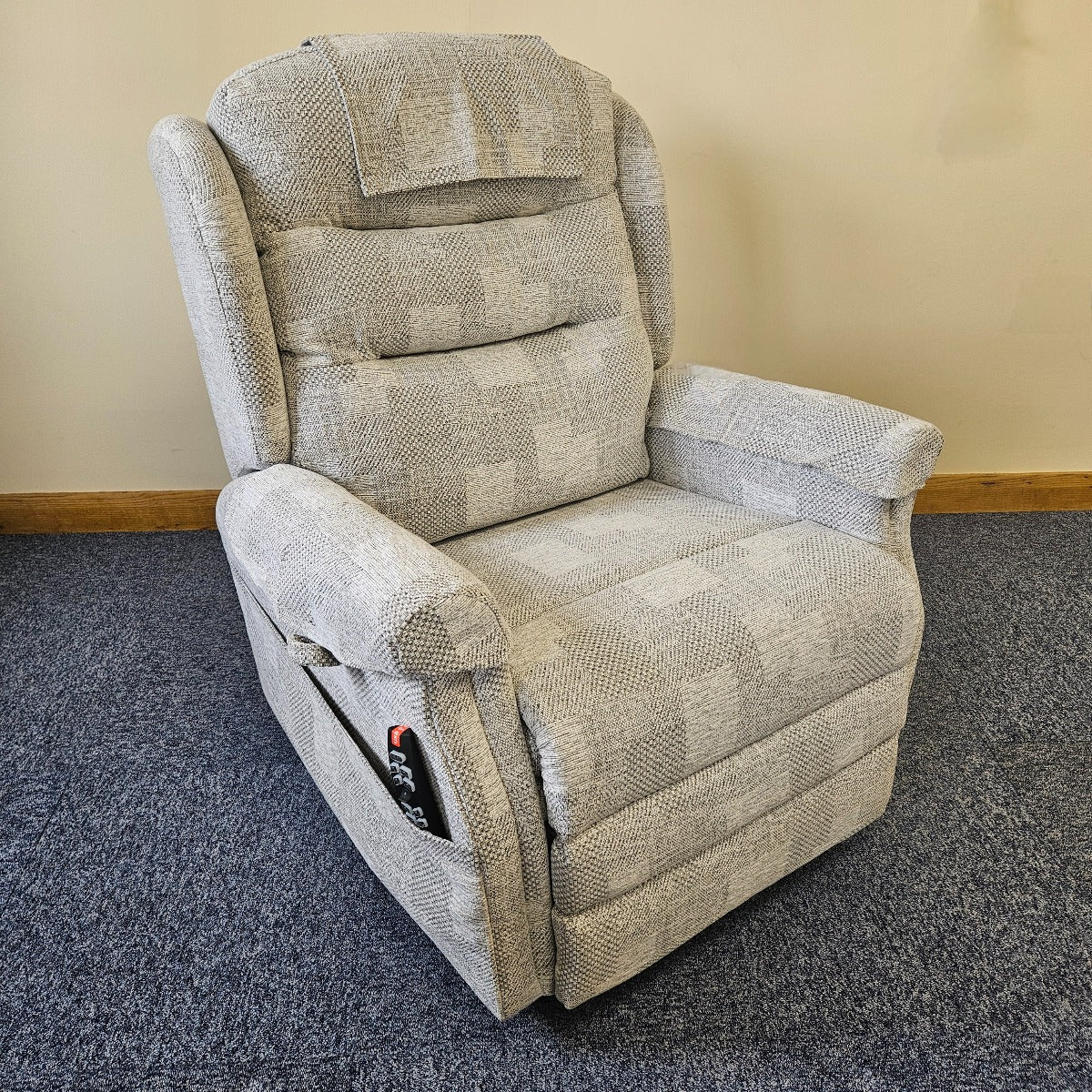 Monmouth Plus 4 motor chair with Memory, Heat and High leg lift Petite Size Patchwork Mist Fabric - Ex Demo