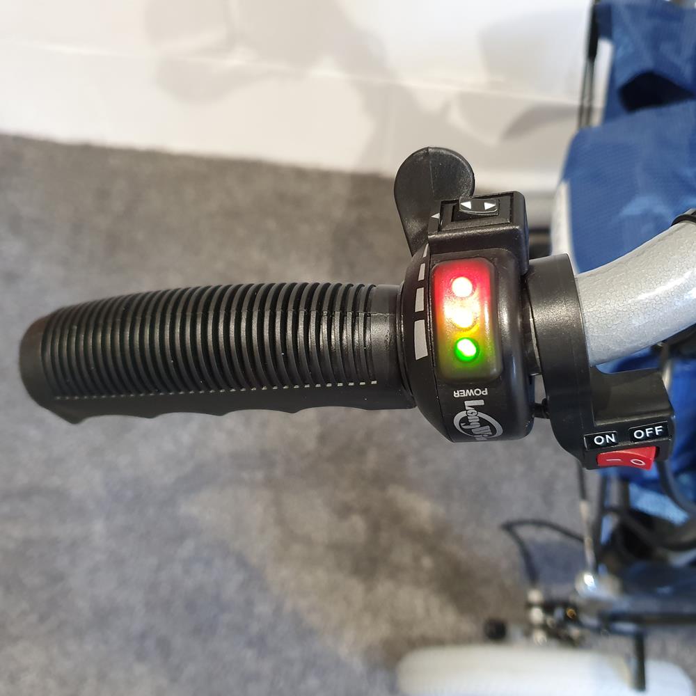 PowerCruise wheelchair powerpack combo - Power Indicator