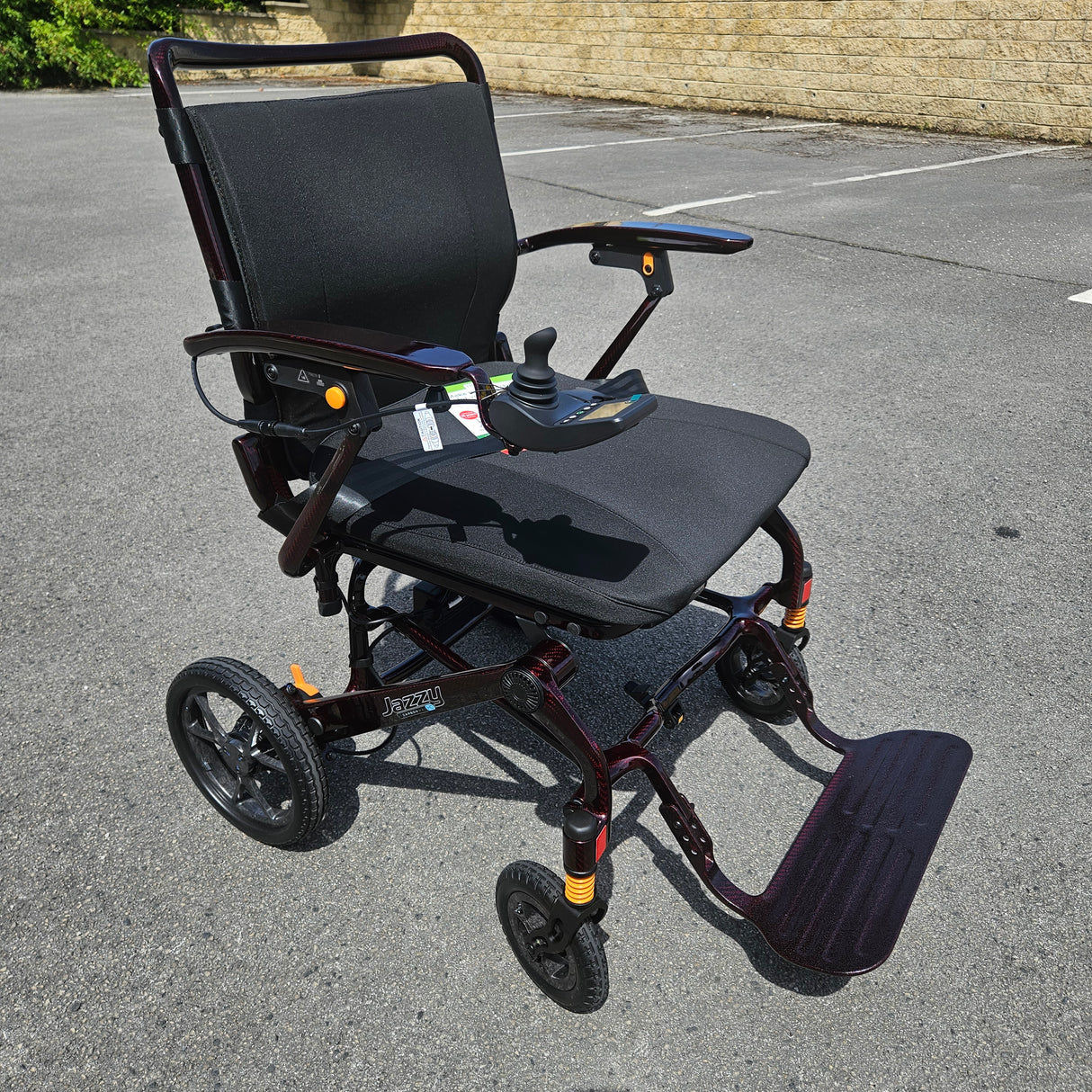 Pride Jazzy Carbon Ultra Lite Max HD Powerchair - Extra Wide Seat - Takes upto 28 Stone users