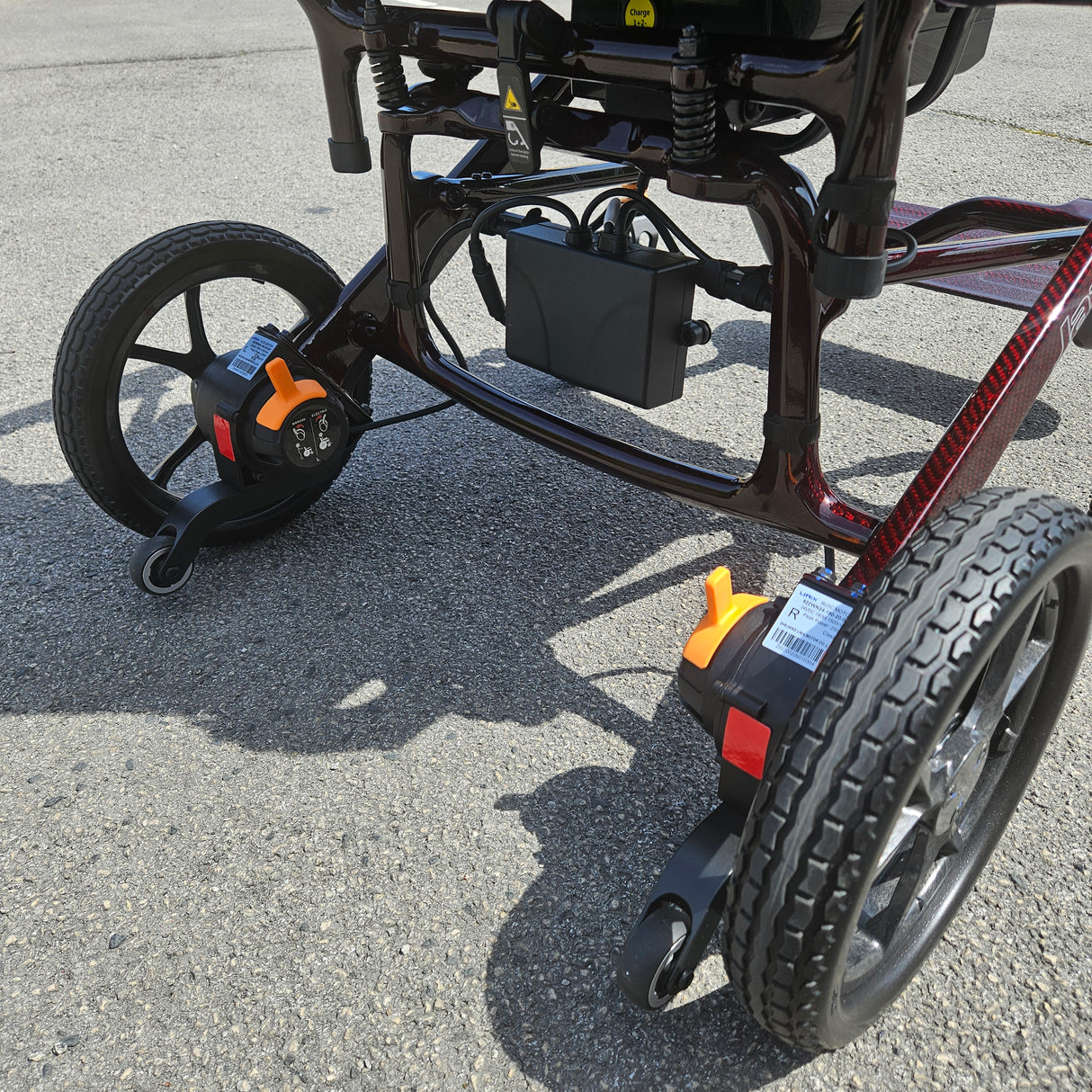 Pride Jazzy Carbon Ultra Lite Max HD Powerchair - Extra Wide Seat - Takes upto 28 Stone users