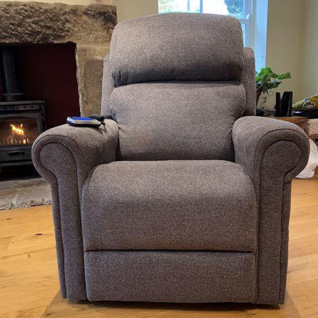 Highfield 4 motor fabric riser recliner chair - powered head and lumbar