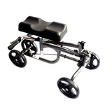 Knee walker with brakes and adjustable handle