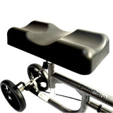 Knee walker with brakes and adjustable handle