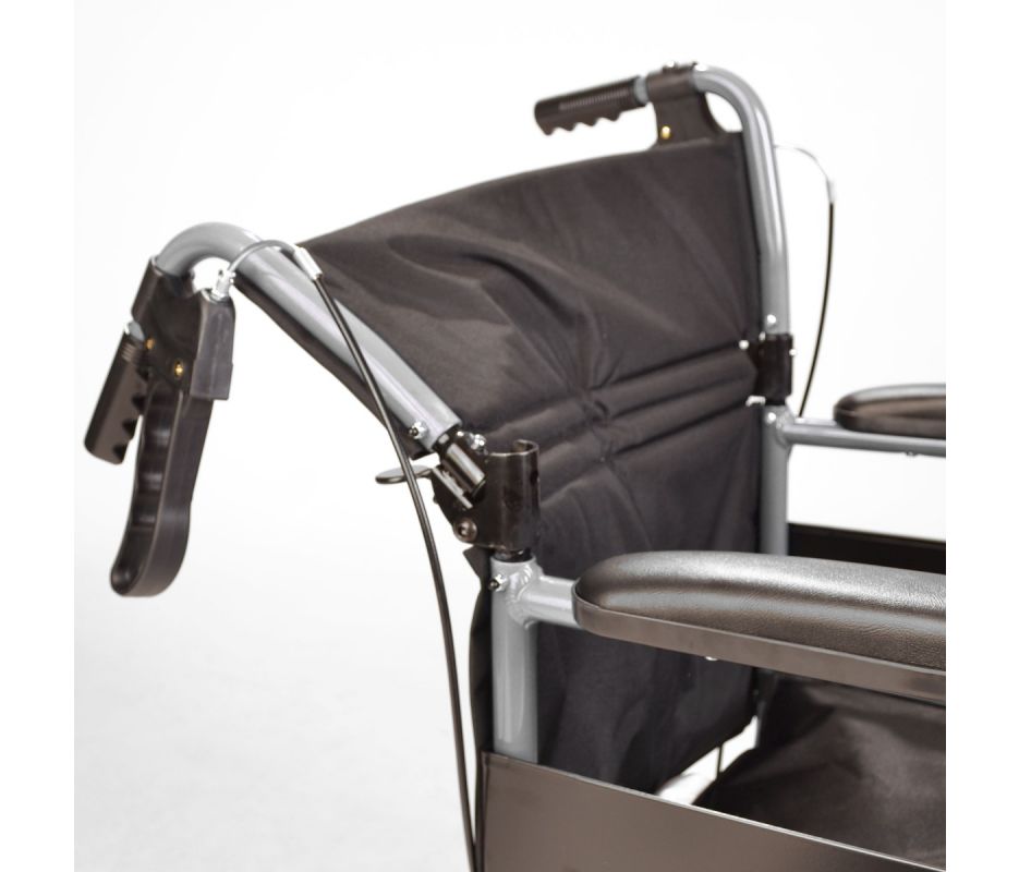 Lightweight folding wheelchair with handbrakes ECTR01
